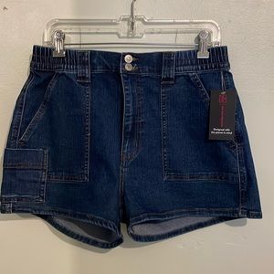 No Boundaries Denim Cargo Shorts, size 11